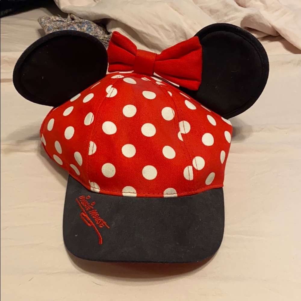 Disneyland hat